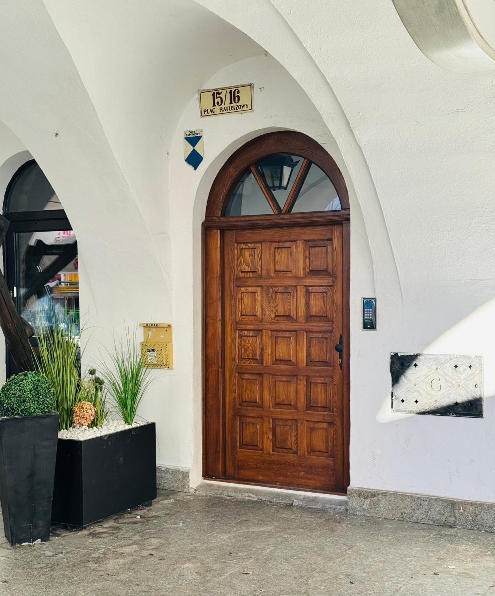 Apartement Starowka Jelenia Góra Exteriör bild
